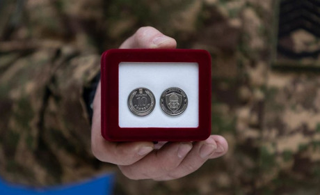 Честь, мужність, закон. Нацбанк презентував нову пам'ятну монету на честь Нацгвардії України