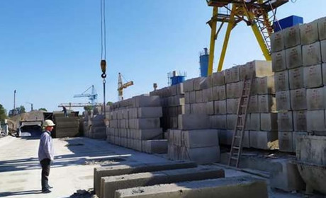 Які залізобетонні вироби найкраще підходять для будівництва мостів і доріг?