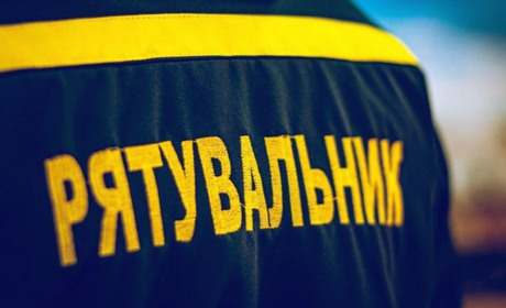 На Фастівщині рятувальники оперативно допомогли травмованому чоловіку
