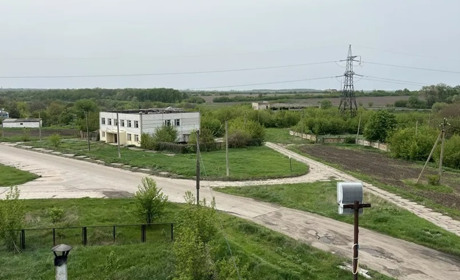 У Жовтих Водах виставили на продаж великий сільськогосподарський комплекс