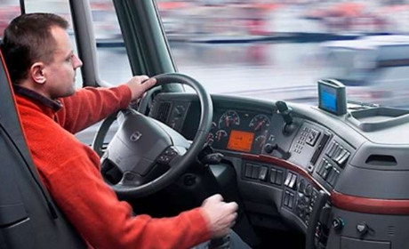 Яку роботу пропонують у Старокостянтинові та скільки будуть платити?