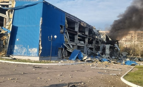 Росіяни знищили льодовий палац у Херсоні
