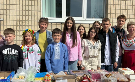 Великодній ярмарок у Старокостянтинові об’єднав громаду заради добра і підтримки захисників