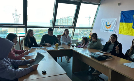 Молодіжна рада Південного проти відтермінування реформи НУШ в громаді (ФОТО)