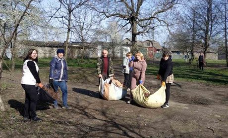 Старокостянтинівщина долучилася до акції "За чисте довкілля". Фоторепортаж