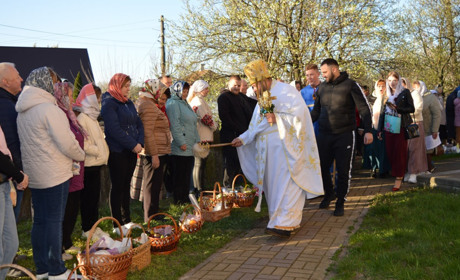 У Свято-Успенському храмі в Переяславі зустріли Великдень ФОТО