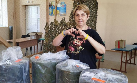 Ганна Бут з Мелітополя: історія викладачки, волонтерки та "Національної легенди України"