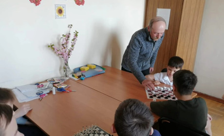 У центрі підтримки мешканців Великоновосілківської громади розпочав роботу шаховий гурток