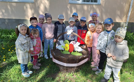 Новини воєнного часу. Зустріч з лікарем, нові книги, великодні свята у садочках