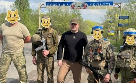 До Дня прикордонника Великоновосілківська громада передала захисникам павербанки та ліхтарі