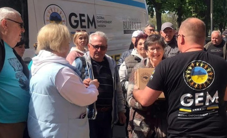 Волновасьці, що зараз мешкають у Дніпрі та Києві, отримали благодійну допомогу: відео