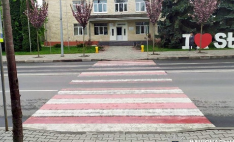 ДТП у Старокостянтинові: чоловік госпіталізований до лікарні