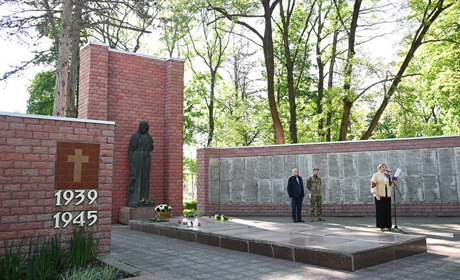 День пам’яті та перемоги над нацизмом у Кагарлику: «Все, що ми робимо проти війни - наближає мир»