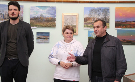 Молодь "рулить": у Ніжинському музеї відкрито виставку картин студента Антона Юрченка