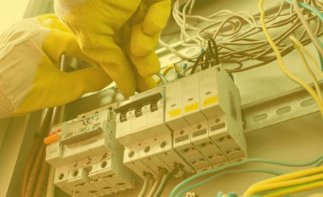 У Жовтих Водах планові відключення світла: графік з 19 по 21 травня