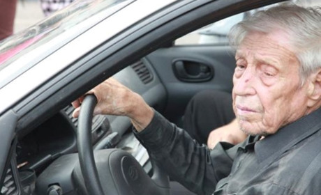 Найстаріший водій України