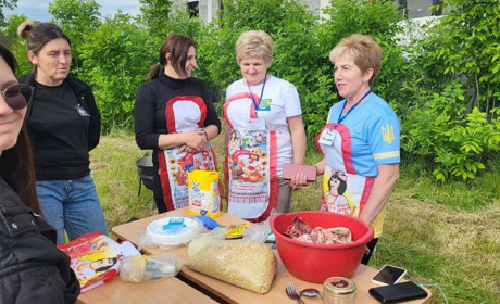 Волновасці діляться кулінарною спадщиною у межах проєкту «Пліч-о-пліч: згуртовані громади»