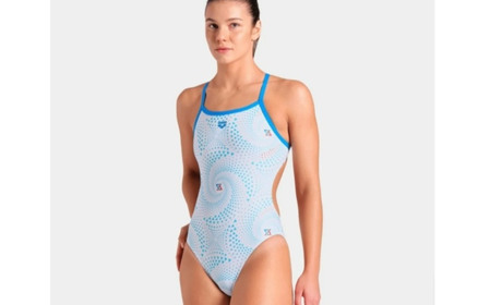 Arena — комфорт і стиль у кожному запливі