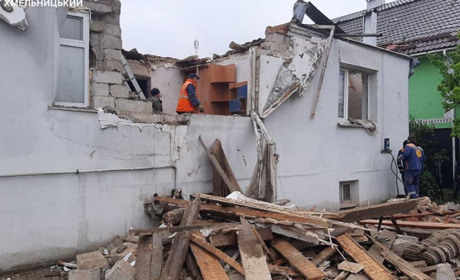 Більше 100 шахедів та ракет атакували Старокостянтинівщину