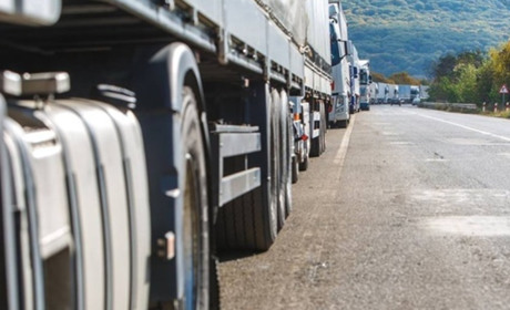 У спеку – без перевантажень: у Полтавській області обмежують рух вантажівок