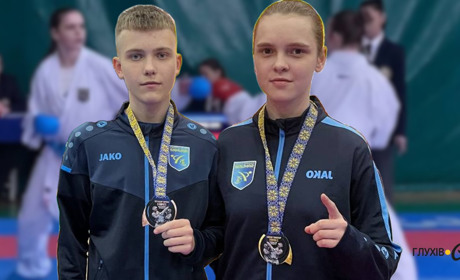 Глухівські студенти тріумфували на Чемпіонаті України з карате у Львові