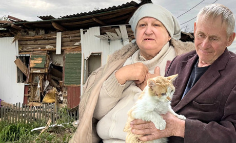 Під руїнами власного дому загинула жінка: жителі Есмані розповіли про бомбардування селища