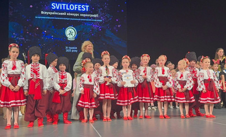 «Золотий» дебют : найменші танцівники «Оберегу» здобули перемогу на своєму першому конкурсі у Києві