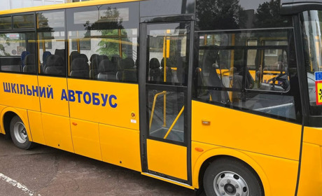 Стриївська громада отримала шкільний автобус