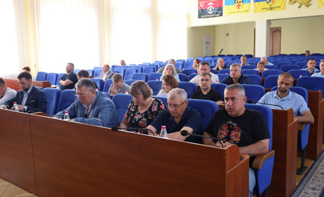 Мільйони на ЗСУ та освіту, нові нагороди героям: підсумки сесії Звягельської міськради