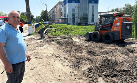 Реконструкція роз’їзду «Батура»: без проєкту руху не буде, але «корито з пісочницею» дороблять