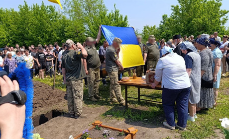 Полонщина прощалася зі своїм захисником Олександром Нестеруком