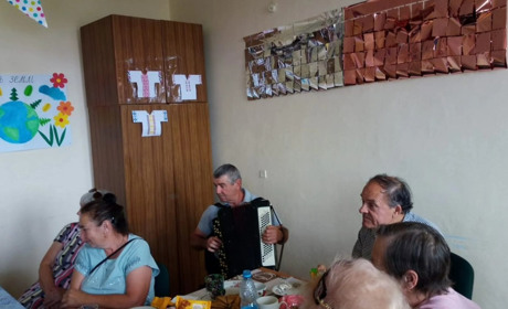 Жителі Великоновосілківської громади у Васильківці об'єдналися задля "Теплих зустрічей"