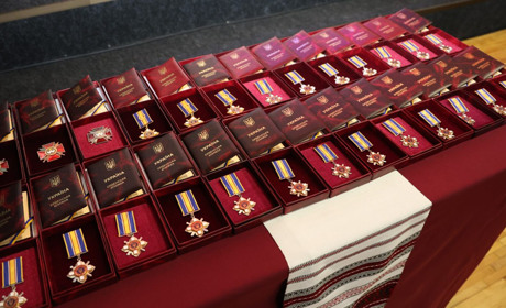 26 захисників із Хмельниччини посмертно отримали державні нагороди