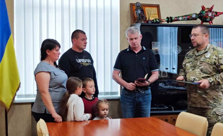 У Гадяцькій громаді вшанували загиблого героя – капрала поліції Олександра Козлова