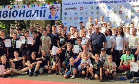 Південненські кікбоксери виборюють рекордні 53 медалі на змаганнях WAKO (ФОТО)