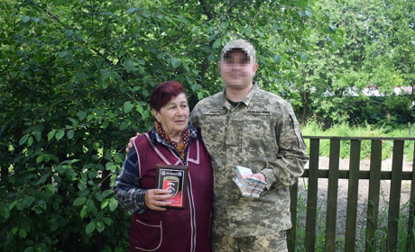 230 тисяч гривень з пенсії: жінка віддала заощадження українським військовим