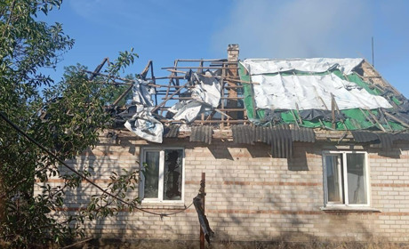 На Херсонщині армія рф завдала ударів по критичній та соціальній інфраструктурі, житловим кварталам