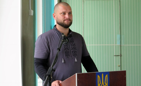 До Дня Конституції України ветеранам війни та родинам полеглих жовтоводців вручили нагороди