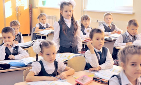Росія виключає українську мову зі шкільних програм окупованого Мелітополя