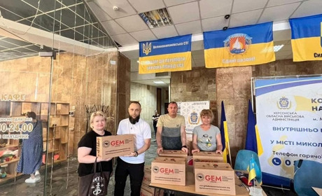 Центри допомоги херсонцям “Вільні разом”: нові хаби, розширення ініціатив та підтримка ВПО