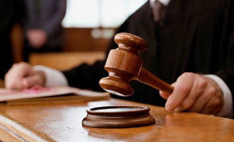 Південненця засудили до трьох років за погрози ножем