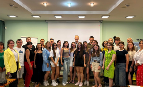 Тренінг у Південному об'єднав молодь і депутатів навколо спільних проєктів (ФОТО)