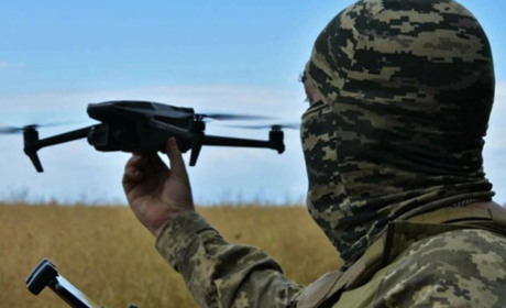 На Хмельниччині заборонили масові заходи з військовими й поширення даних про БпЛА