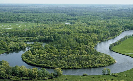 Чому річки, у т.ч. й Десна, не течуть прямо