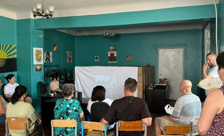 У Кривому Розі презентували обряд «Забивання чопа» — весільну традицію Волноваського району