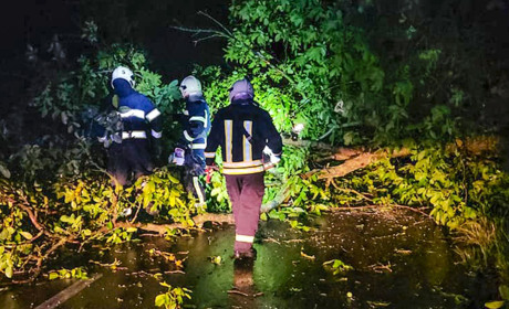 Негода накрила Хмельниччину: що відомо