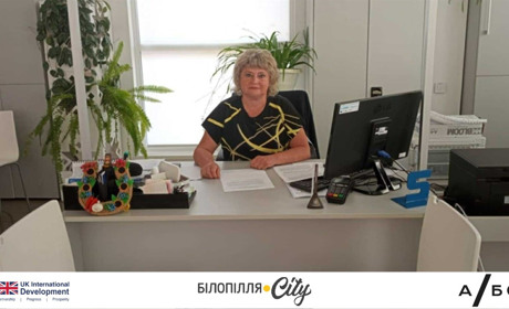 Від обстрілів – до ЦНАПу : як у Миколаївській селищній громаді працюють із переселенцями