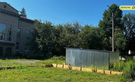 Скандал із відновленням "райкомівського" гаража, який виконком вирішив знести, а власник судиться