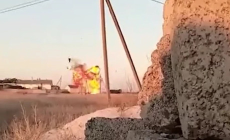 Спецоперація ГУР у Мелітополі: підірвано мікроавтобус з кадировцями