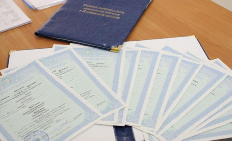 Ваше прізвище зареєстрували з помилкою: як діяти. Пояснюємо на пальцях